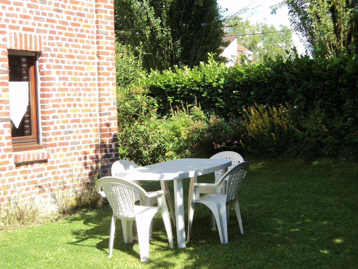 Bed and Breakfast Chez Julie Beaucamps-Ligny Zewnętrze zdjęcie
